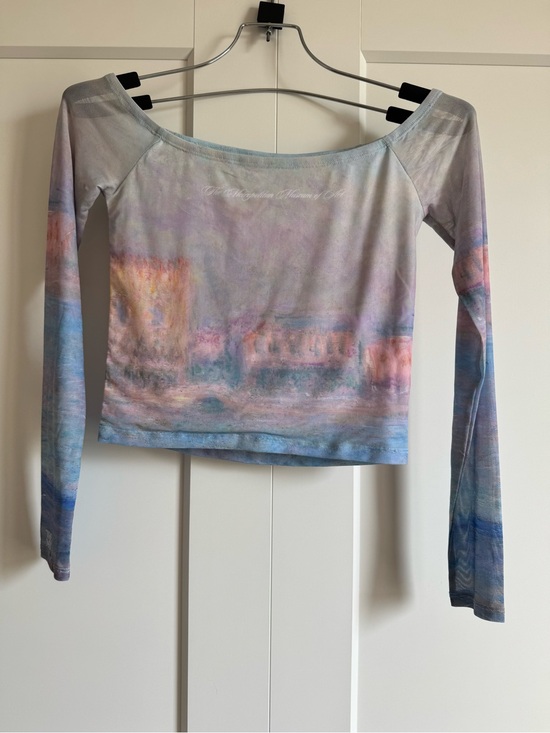 PacSun Tops - The Met x Pacsun Claude Monet Off-The-Shoulder Long Sleeve Cropped Top XS
